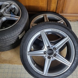 Roue occasion  0' MERCEDES CLASSE C pneu MICHELIN  dpt 92 
