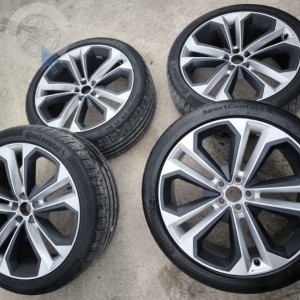 Roue occasion  0' AUDI Q5 pneu CONTINENTAL  dpt 84 