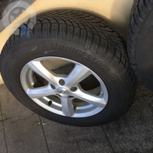 pneu occasion BRIDGESTONE Blizzak LM005  dpt 94 