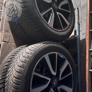 Roue occasion  0' NISSAN X-TRAIL pneu FIRESTONE  dpt 04 