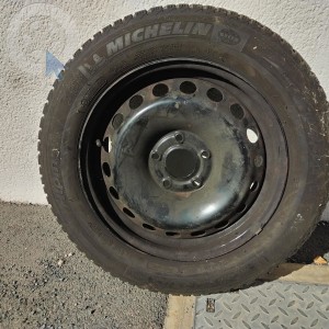 Roue occasion  0' RENAULT SCENIC III pneu MICHELIN  dpt 79 