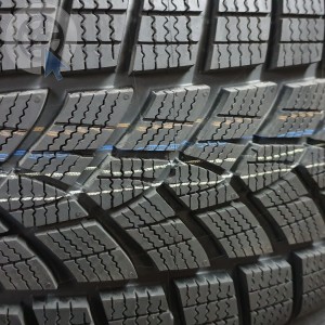 pneu occasion GOODYEAR Ultragrip dpt 94 