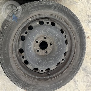 Roue occasion  0' VOLKSWAGEN POLO V pneu HANKOOK  dpt 38 