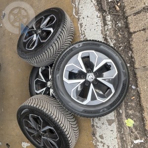 Roue occasion  0' SKODA 120 pneu BRIDGESTONE  dpt 95 