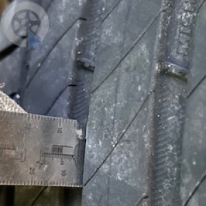 Roue occasion  0' CITROEN DS3 pneu MICHELIN  dpt 31 