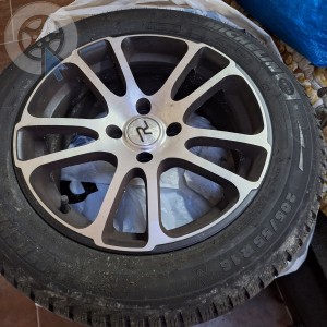 Roue occasion  0' VOLKSWAGEN GOLF pneu MICHELIN  dpt 94 