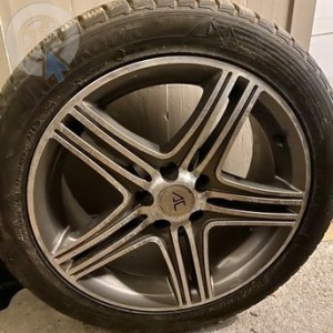 Roue occasion  0' VOLKSWAGEN POLO pneu HANKOOK  dpt 76 